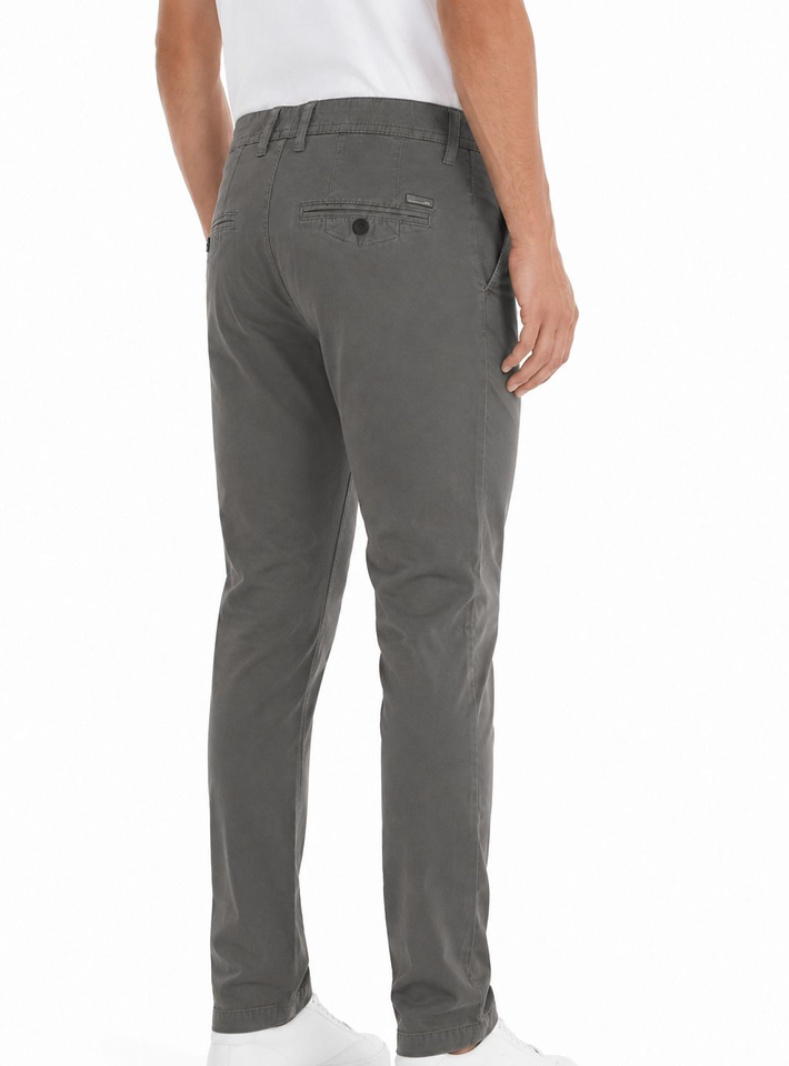 Hugo Boss 700