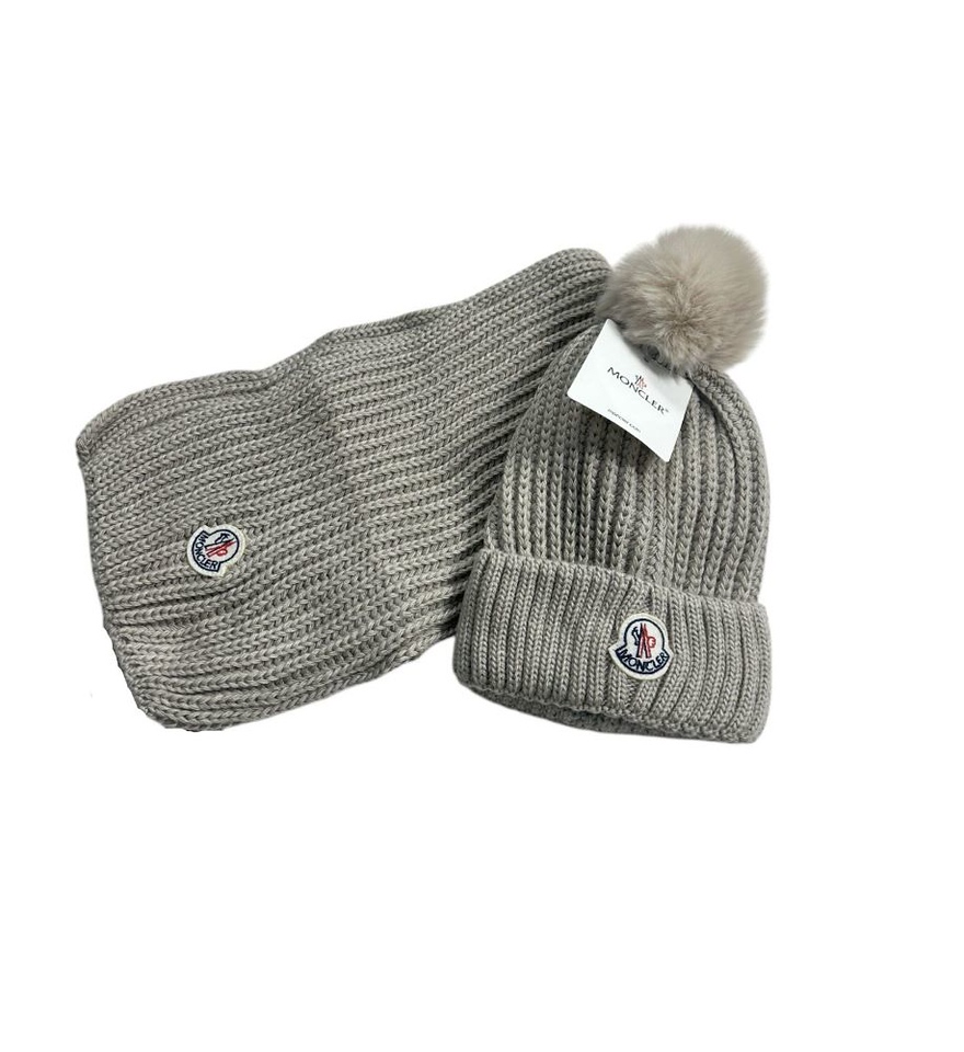 Moncler set 250B