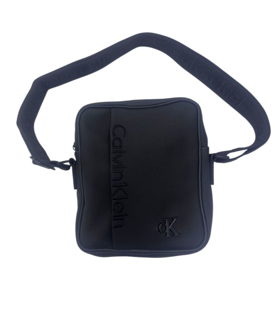 Calvin Klein 1027